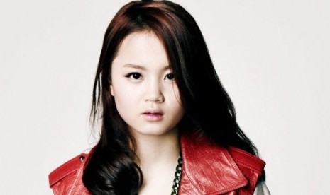 Lee Ha Yi  atau Lee Hi