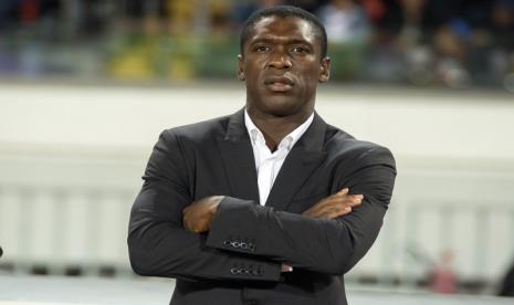 Legenda AC Milan Clarence Seedorf mengumumkan dirinya telah memeluk Islam.