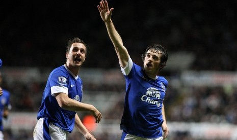 Leighton Baines