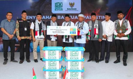 Lembaga Amil Zakat (LAZ) Batam menyalurkan infak kemanusiaan untuk Palestina Rp100 juta melalui Badan Amil Zakat Nasional (Baznas) RI.