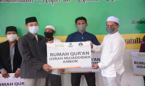 Lembaga Amil Zakat Nasional Baitul Maal Hidayatullah Maluku (BMH) Perwakilan Maluku terus berkomitmen memberantas buta baca tulis Alquran di tengah-tengah masyarakat. Kali ini diawali dengan melaunching 10 Rumah Quran yang tersebar di Maluku, Ahad (11/4).