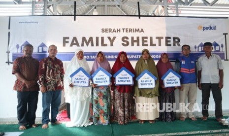 Lembaga Amil Zakat Nasional (Laznas) Daarut Tauhiid (DT) Peduli meresmikan 400 family shelter di Palu dan Dongala.