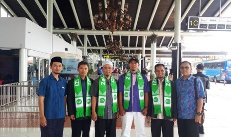 Lembaga Amil Zakat Nasional (Laznas) Inisiatif Zakat Indonesia (IZI) mengirim puluhan dai ke pelosok negeri selama Ramadhan 1439 Hijriyah. 