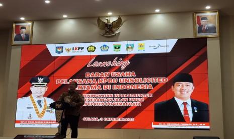 Lembaga Kebijakan Pengadaan Barang dan Jasa Pemerintah Republik Indonesia (LKPP RI) dampingi program peningkatan infrastruktur Alat Penerangan Jalan (APJ) di Kabupaten Dharmasraya, Sumatera Barat.