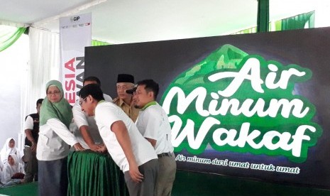 ACT Luncurkan Program Wakaf Air Minum.