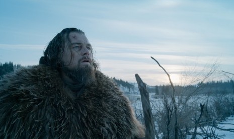 Leonardo DiCaprio sebagai Hugh Kaca dalam film The Revenant