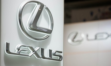 Lexus. Toyota Astra Motor (TAM) akan meluncurkan kendaraan Battery Electric Vehicle (BEV) melalui brand Lexus.