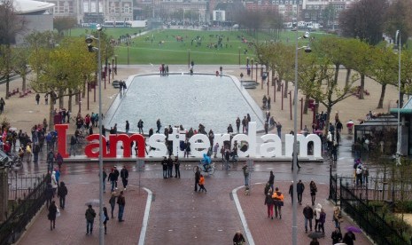 Liburan ke Belanda jadi impian banyak orang. Jika bujet terbatas berikut beberapa cara menikmati Amsterdam tanpa mengeluarkan biaya besar.