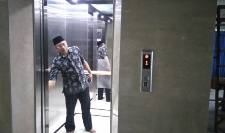 Lift khusus untuk Raja Salman di Masjid Istiqlal.