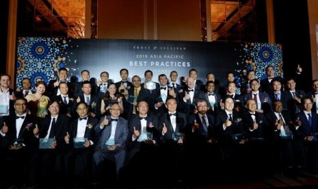 Lintasarta meraih penghargaan Frost & Sullivan: Asia Pacific Best Practices Award 2019 untuk kategori “Indonesia Cloud Infrastructure Services Provider of the Year”.