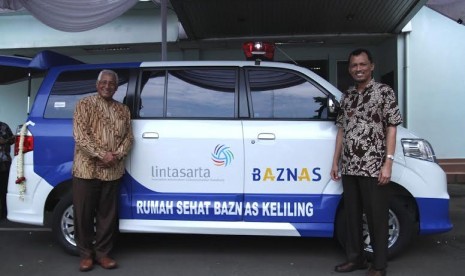 Lintasarta serahkan bantuan ambulans untuk Baznas