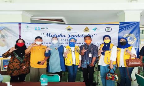 Lions Club Inisiasi Bakti Sosial Mataku Jendelaku