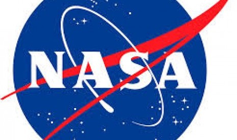 logo nasa. NASA mengkonfirmasi bahwa puing-puing yang ditemukan di dasar laut lepas pantai Atlantik Florida berasal dari pesawat ulang-alik Challenger yang jatuh. 