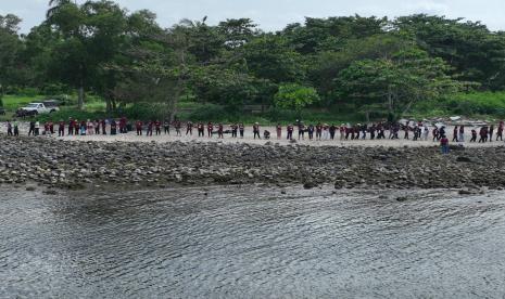 Loka Pengelolaan Sumberdaya Pesisir dan Laut (LPSPL) Serang. 