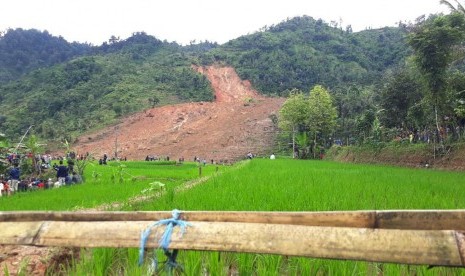 Lokasi longsor di Kampung Cimapag, Desa Sirnaresmi Kecamatan Cisolok, Kabupaten Sukabumi Selasa (1/1).