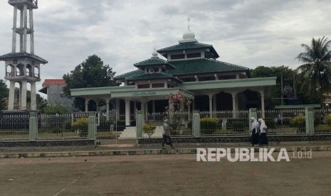 Ilustrasi sebuah masjid di Garut, Jawa Barat.