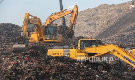 Bantargebang Longsor hingga Renggut Nyawa, Jakarta Kurangi Pengiriman Sampah dan Lakukan Pemilahan