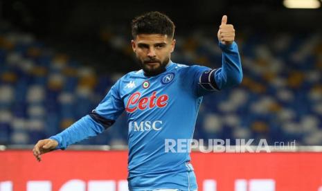 Lorenzo Insigne dari Napoli.