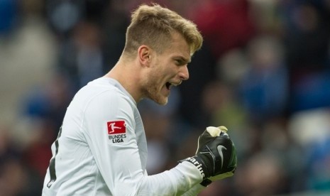 Loris Karius