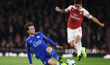  Lucas Torreira (kanan)