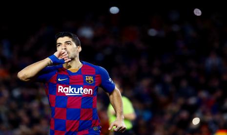 Striker Barcelona Luis Suarez.