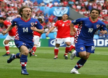 Luka Modric dan Niko Kranjcar (kanan)