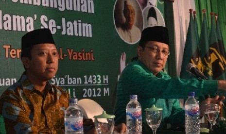 Lukman Hakim Syaifuddin (kanan) bersama M Romahurmuziy (kiri)