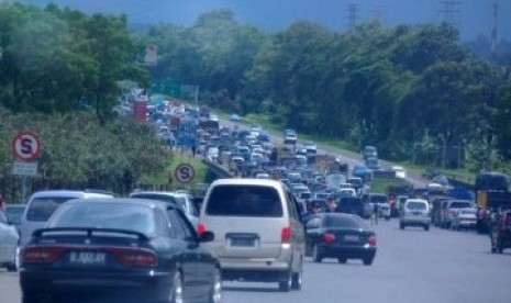 Macet di Tol Cipularang, Ilustrasi