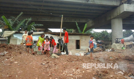 Madrasah pemulung Pondok Bambu