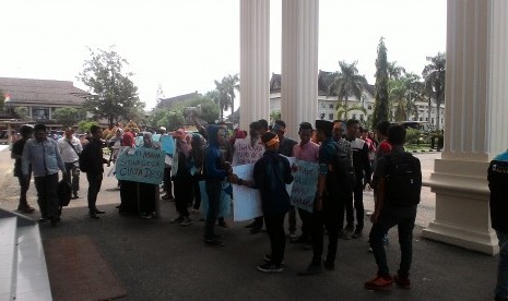 Mahasiswa di Jambi tolak pengistimewaan dalam proses rekruitmen calon pendamping desa