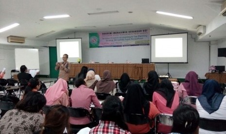 Mahasiswa Manajemen Perpajakan BSI mendapatkan ilmu cara pengelolaan pajak perusahaan. 