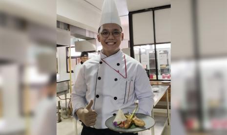 Mahasiswa Program Studi (prodi) Perhotelan, Universitas BSI (Bina Sarana Informatika) kembali menorehkan prestasi gemilang dalam ajang Barista ASAINDO Culinary Food Fair.