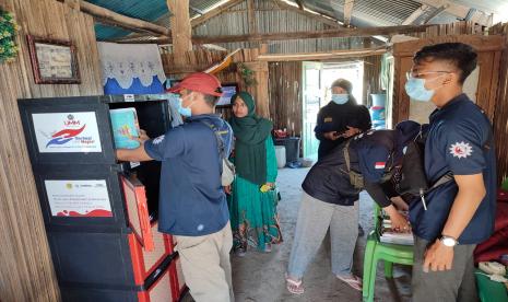 Mahasiswa Relawan Siaga Bencana (Maharesigana) Universitas Muhammadiyah Malang (UMM) kembali melaksanakan kegiatan pengabdiannya. Kali ini mereka berusaha membantu para penyintas bencana banjir di Nusa Tenggara Barat (NTT).