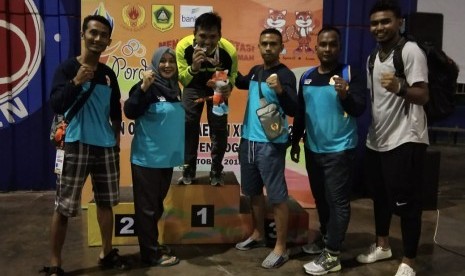 Mahasiswa UBSI meraih medali Perak di Porda XIII Jawa Barat 2018.