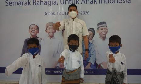 MAI Foundation menyelenggarakan acara pembukaan pekan khitanan nasional di pondok pesantren hidayatullah, Depok, Jawa Barat.  Acara tahunan yang rutin diselenggarakan oleh MAI Foundation di bulan Desember ini tetap diadakan ditengah pandemi tentunya dengan menerapkan protokol kesehatan yang ketat