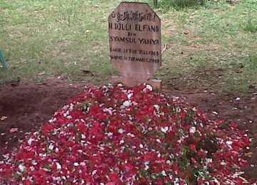 Makam Djuli Elfano di Tempat Pemakaman Umum (TPU) Tanah Kusir.