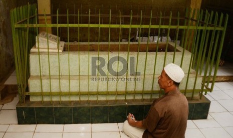  Makam K.H Kosim bin H Thohir Kampung Pulo, Jakarta Timur, Jumat (21/8).