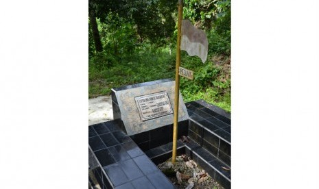 Makam Kapten Amir Jamin Datuk Rajo Nan Sati, seorang eks pelopor pejuang '45 di Sawahlunto, Sumatra Barat