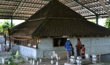 Makam Sunan Giri