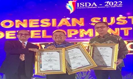 Malam penghargaan Indonesian SDGs Awards (ISDA) 2022.