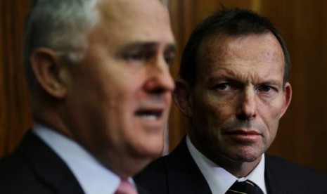 Malcolm Turnbull (kiri) dan Tony Abbot