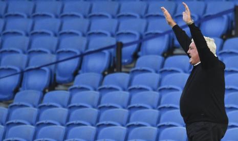 Pelatih Newcastle United, Steve Bruce.