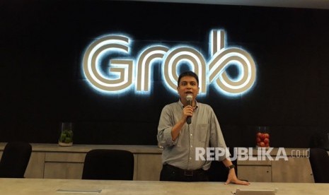 Managing Director Grab Indonesia Ridzki Kramadibrata dalam media briefing di Kantor Grab Kuningan Jakarta Selatan, Jumat (6/4).