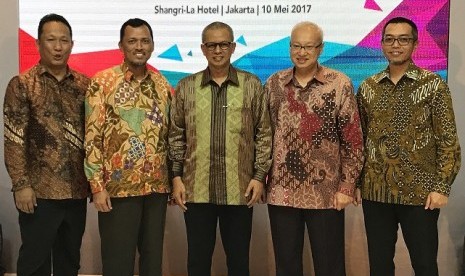 Manajemen Aplikanusa Lintasarta dan Cisco Indonesia saat peluncuran solusi inovatif terbaru Lintasarta Collaboration Solution, Rabu (10/5) di Jakarta.