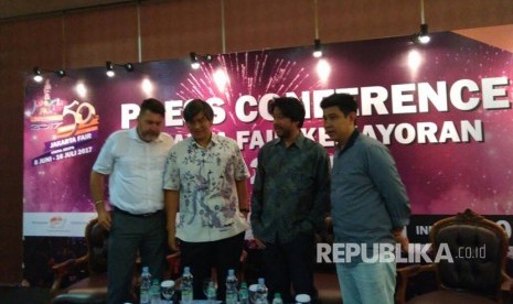 Manajemen JI Expo mempresentasikan konsep Jakarta Fair Kemayoran, Gedung Niaga JI Expo Kemayoran Jakarta Pusat, Senin (5/6).