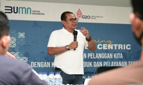 Manajemen PT PMLI melalui divisi Human Capital menyelenggarakan pelatihan bagi seluruh karyawan perusahaan dengan judul “Training Customer Centric: Bahagiakan Pelanggan Kita dengan Kualitas Produk dan Pelayanan Terbaik”. 