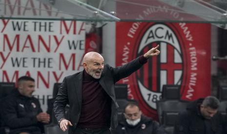 Pelatih AC Milan Stefano Pioli