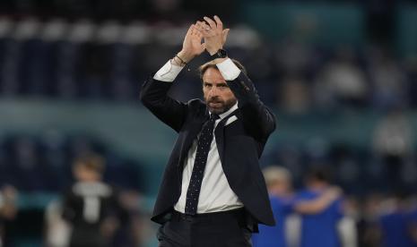 Manajer Inggris Gareth Southgate merayakan setelah pertandingan perempat final UEFA EURO 2020 antara Ukraina dan Inggris di Roma, Italia, 03 Juli 2021.