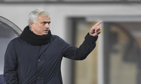  Manajer Tottenham Jose Mourinho 