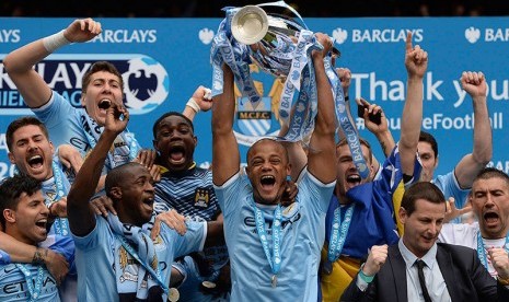 Manchester City menjadi juara Liga Primer Inggris musim 2013/14.